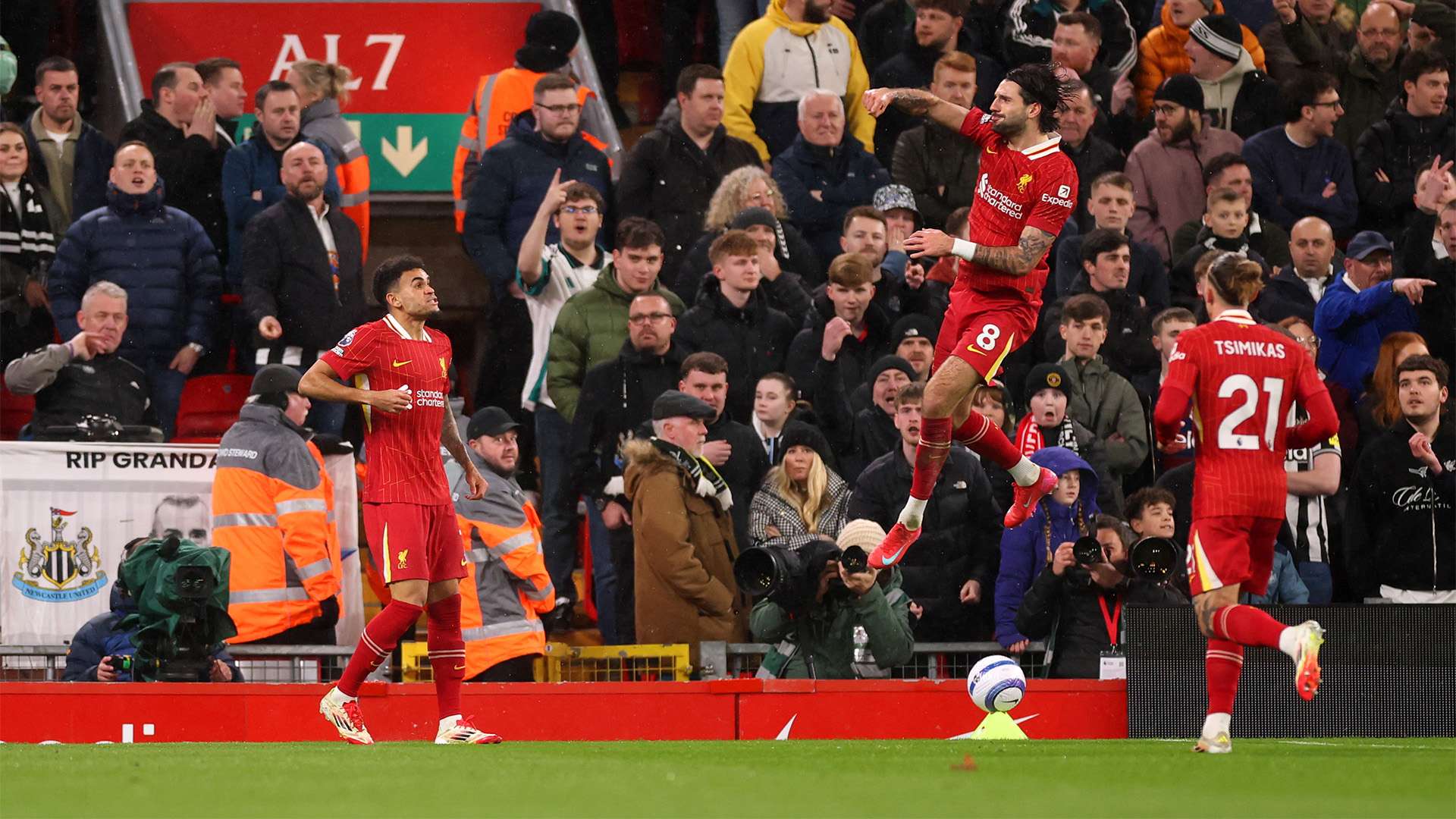 8000萬歐年薪三年合同 吉達聯合正式報價薩拉赫！.